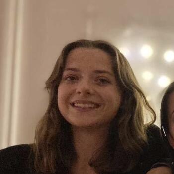 Baby-sitter in Nancy: Florine