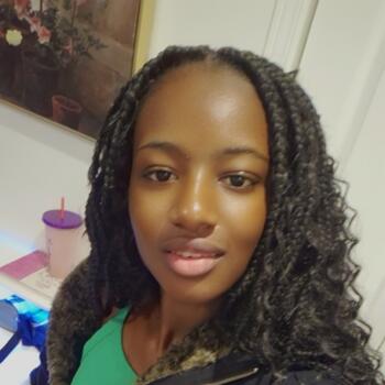 Babysitter in Mirabel: Kadiatou