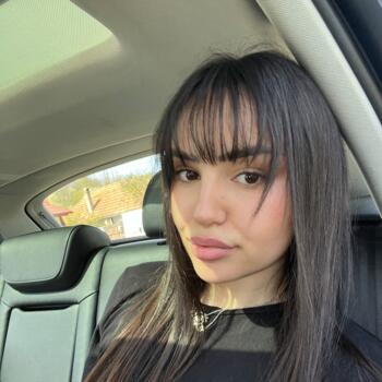 Babysitter in Watford: Denisa Elena