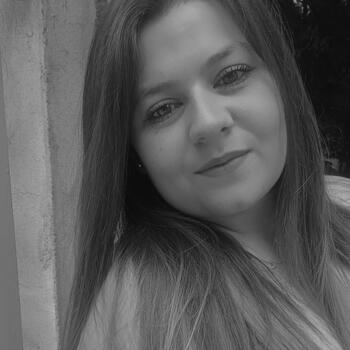 Job de garde d'enfants à Espiens: job de garde d'enfants Laura Marie