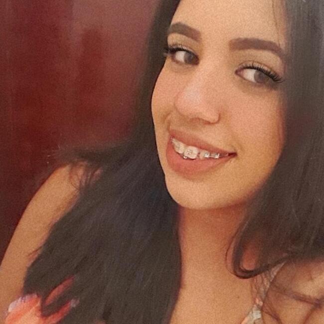 Emprego de babá em Atibaia: Larissa