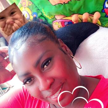 Babysitter in Alto Hospicio: YENNY