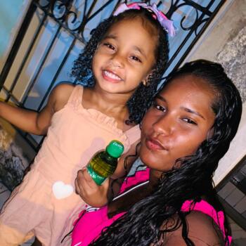 Babysitter in Lauro de Freitas: Gabriela