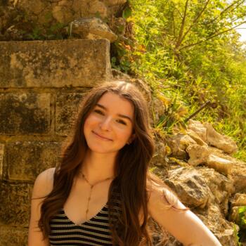 Babysitter in Vic-sur-Aisne: Lisa