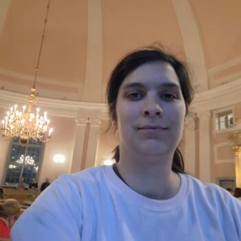 Babysitter in Riga: Laura