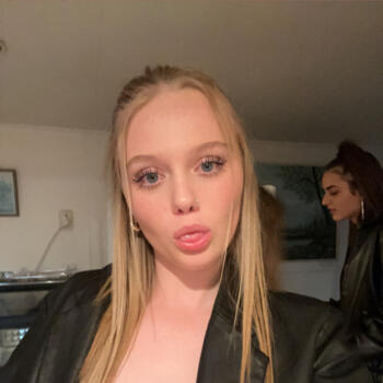 Babysitter in Cambridge: Ruby