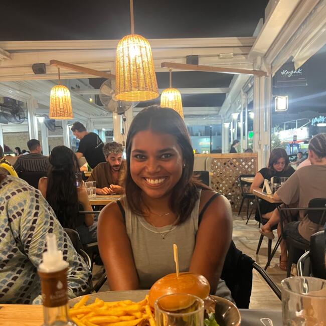 Babysitter in Amsterdam: Mila