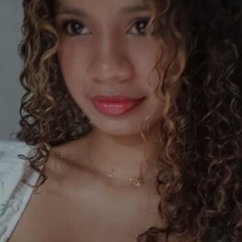 Babá em Porto Velho: Maria