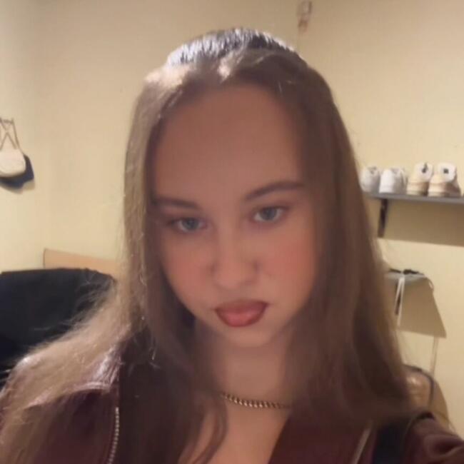 Babysitter in Beringen: Eliza