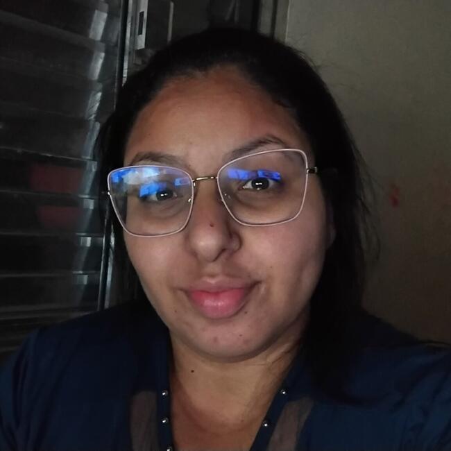Emprego de babá em Mauá: Paola