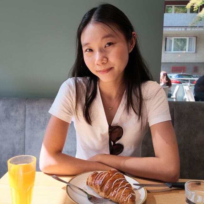 Babysitter in Singapore Island: Daphanee