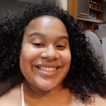 Babá em Niterói: Rayanna