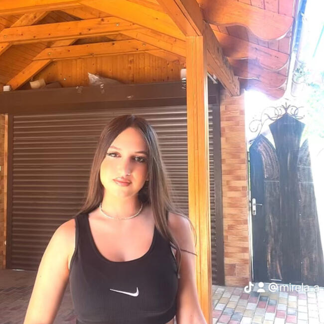 Babysitter in Măgdăceşti: Mirela