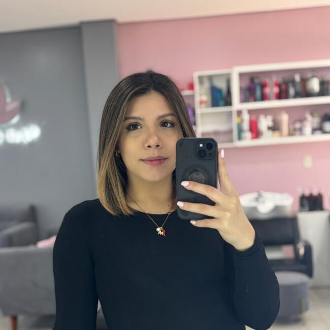 Trabajo para niñera en Luque: Kamila