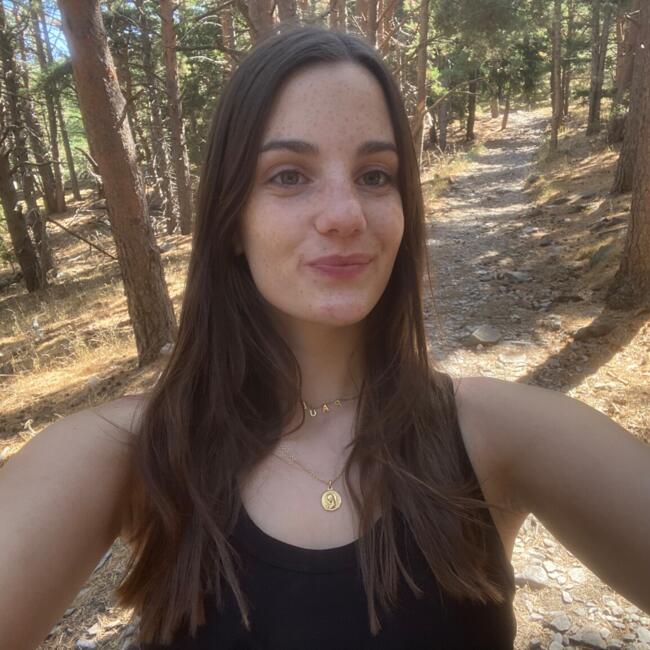 Babysitter in Pamplona: Paula