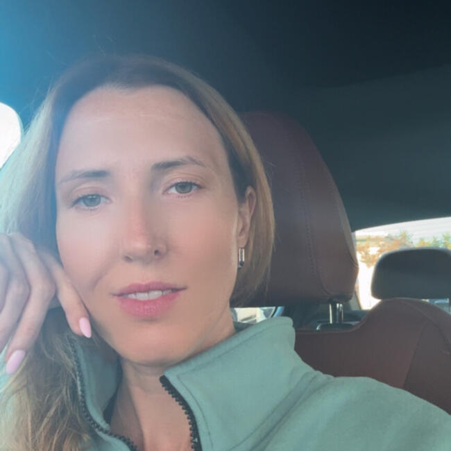 Babysitter in El Segundo: Ksenia