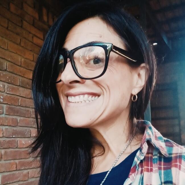 Babysitter in Solymar: Liliana