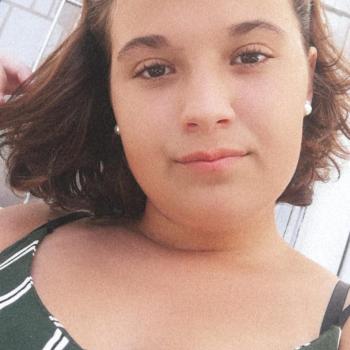 Almada のベビーシッター: Joana