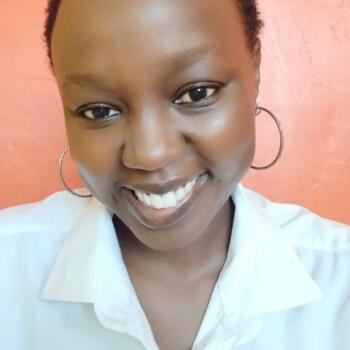 Babysitter Eldoret: Valentine