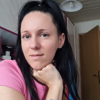 Delo varuške v Hrpelje: delo varuške Marija