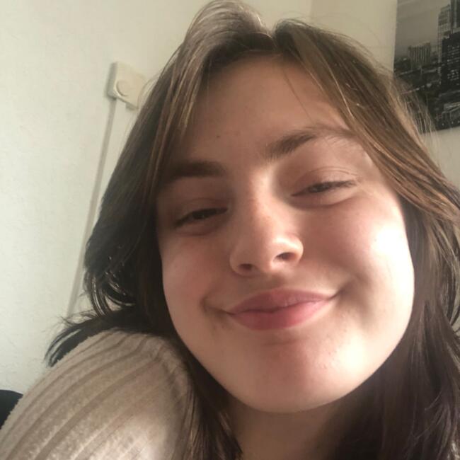 Babysitter in London: Megan