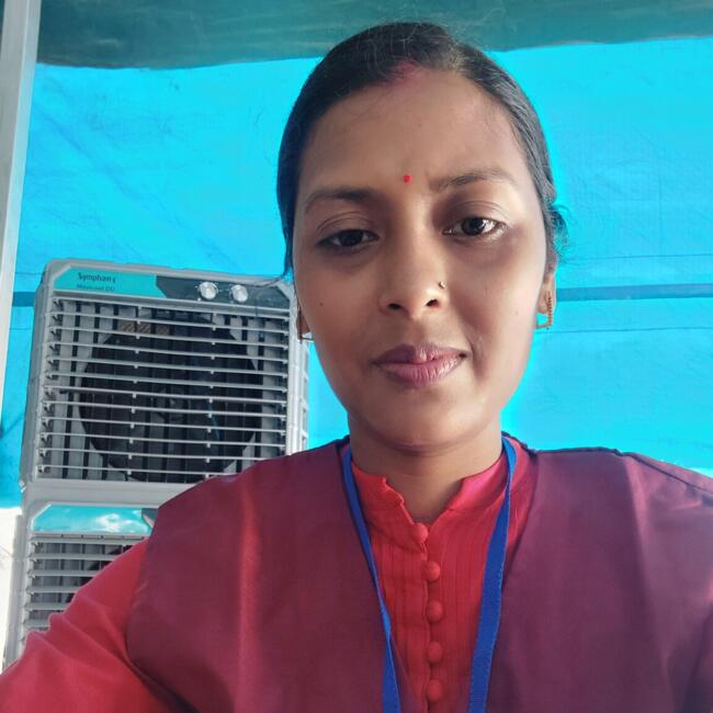 Kalyān में बेबीसिटिंग की नौकरी: Rinita