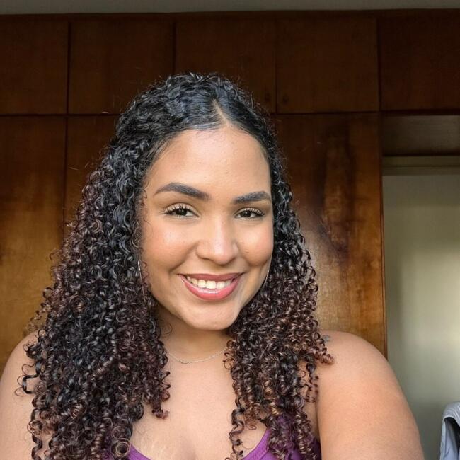 Babysitter in Porto Real: Ellis