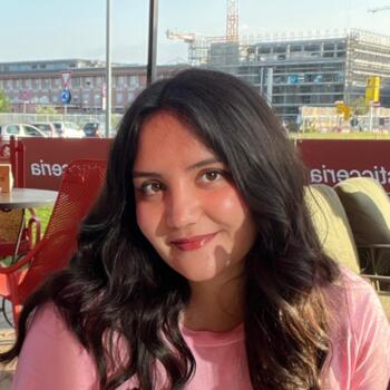 Babysitter in Livorno: Valeria