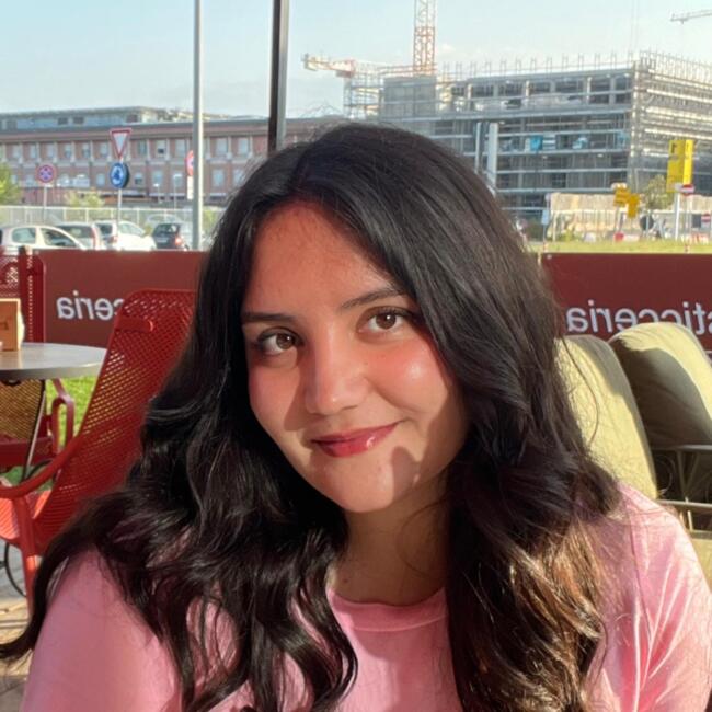 Babysitter in Livorno: Valeria