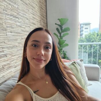 Babysitter in Loeches: Lorena