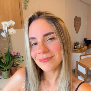 Babysitting job in Vila Velha: babysitting job Marina