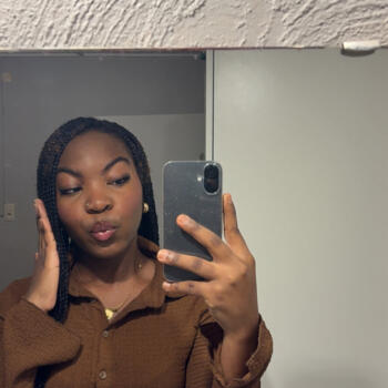 Babysitter Virton: Jalila laure