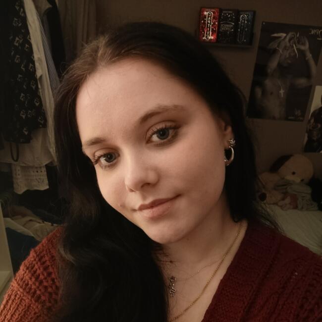 Babysitter in Saint-Aignan-Grandlieu: Luna