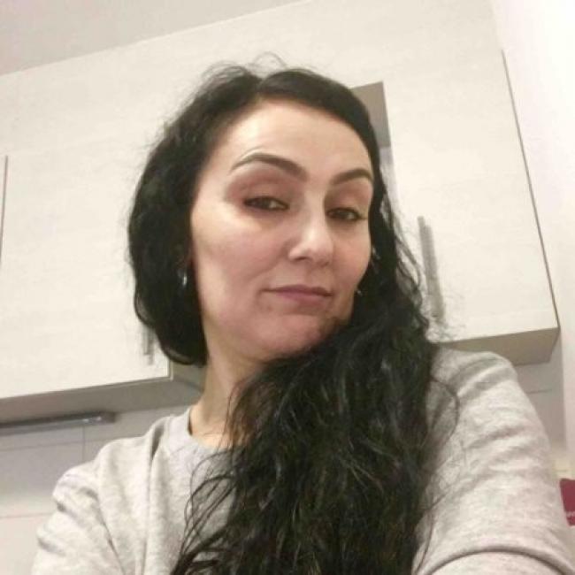 Baby-sitter in Steinfort: Gulnamo