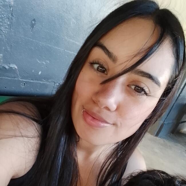 Babysitter in La Plata: Brenda