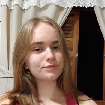 Babysitter Chapecó: Cristine