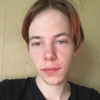 Babysitter in Halinga: Medis