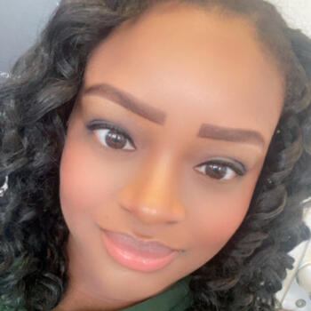 Nanny in Newark: Shavonne