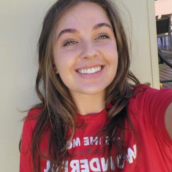 Babysitter in Melbourne: Isabella