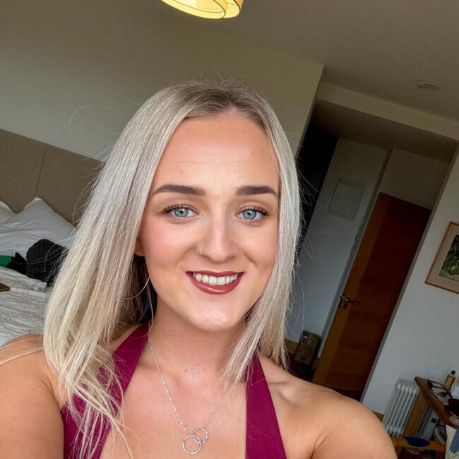 Babysitter in Townsville: Hannah