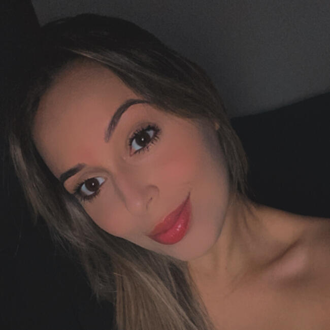 Emprego de babá em Rolândia: Amanda