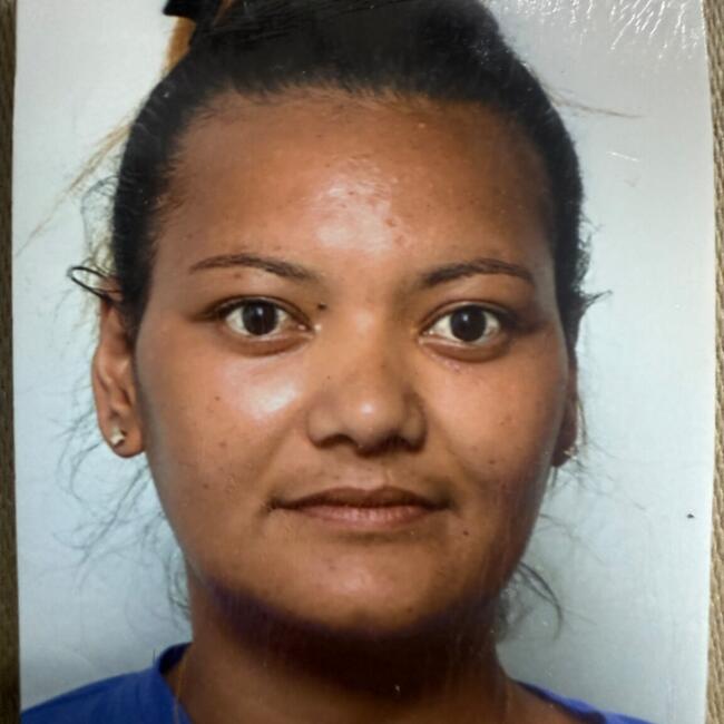 Babysitter in La Ciotat: Vahineura