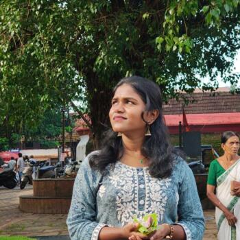 कोष़िक्कोड में बेबीसिटर: Nandana