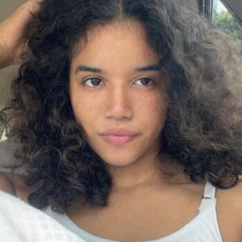 Babysitter in Heredia: Sandy