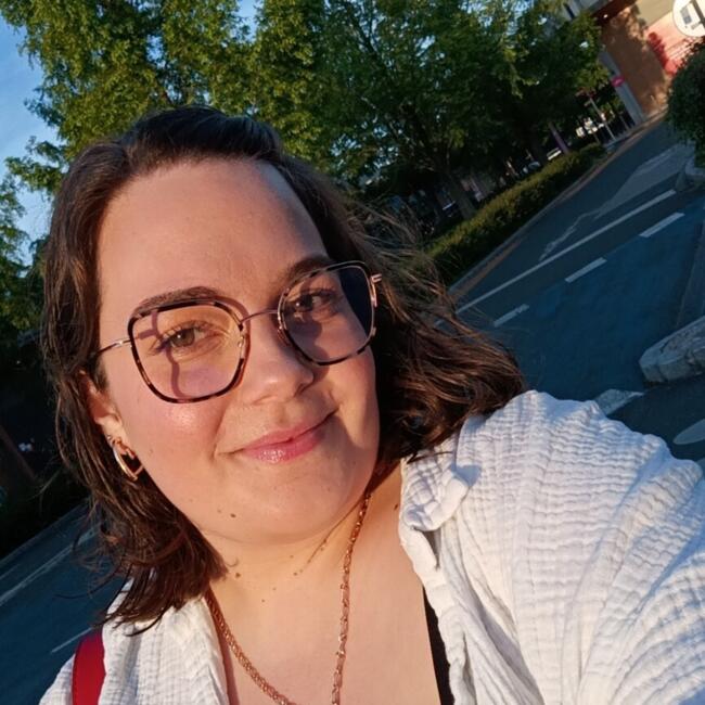 Babysitter in Fresnes: Andréa