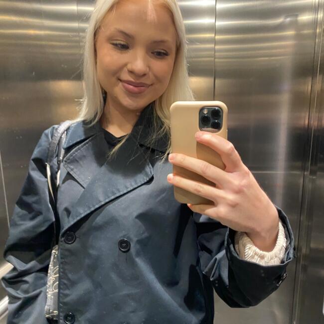 Babysitter in Vantaa: Bella