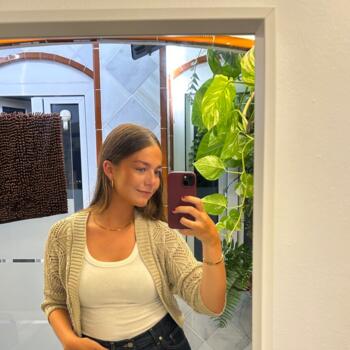 Babysitter in Dos Hermanas: Valentina