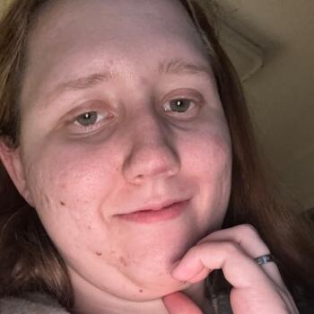 Babysitter in Bradford: Nicole