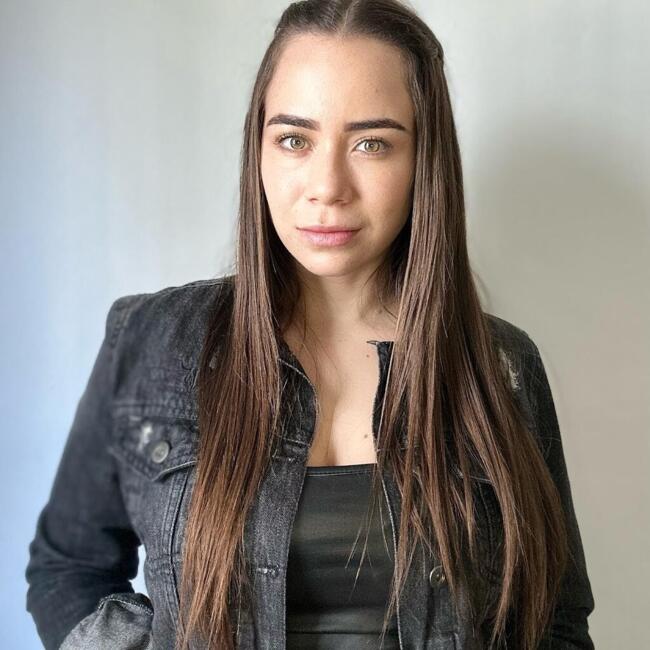 Babysitter in Paris: Amanda