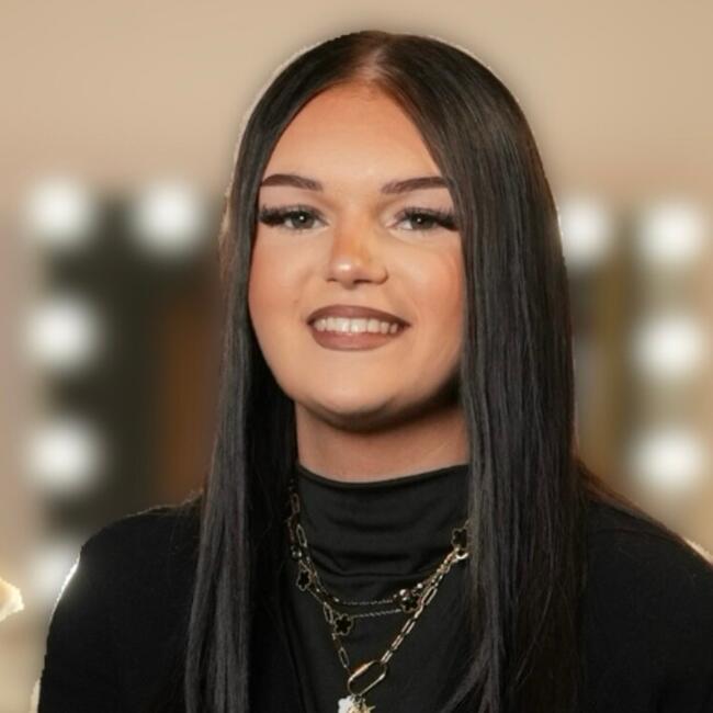 Babysitter in Beire-le-Châtel: Pauline